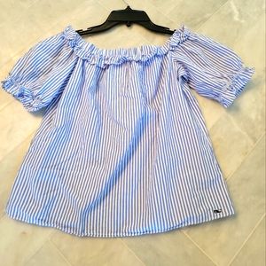 Vineyard vines top